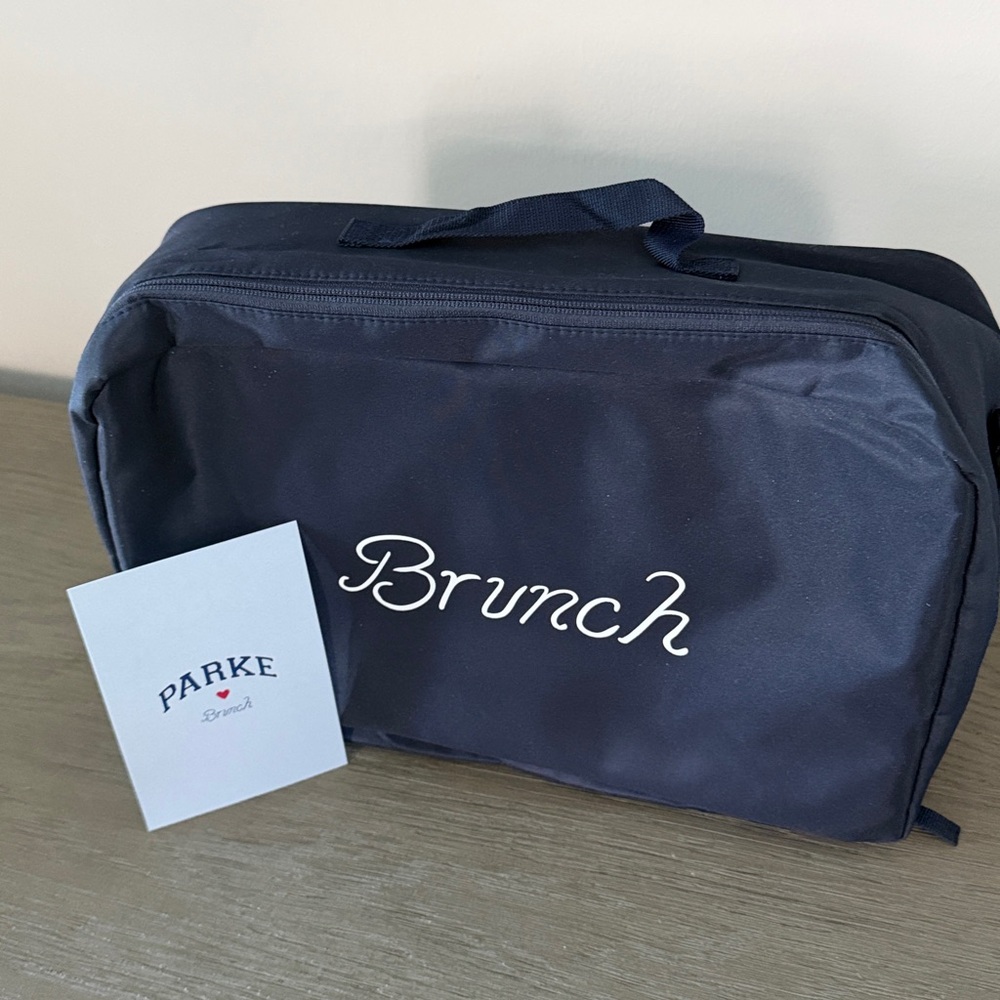 NWOT PARKE Brunch tote/ shoe travel bag with handle and or strap!